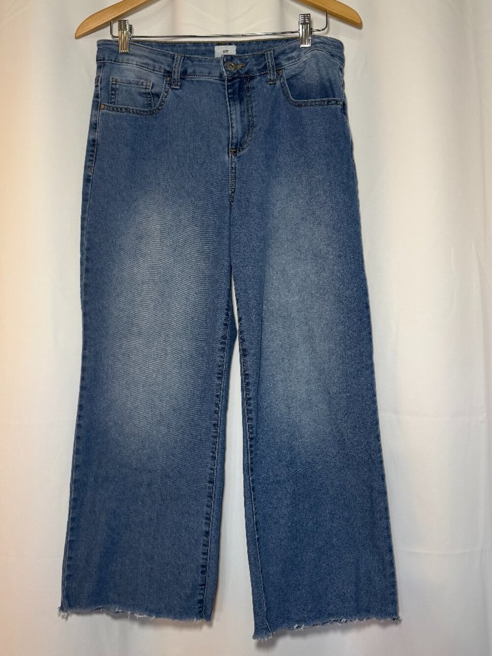 !It Wide Leg Crop Jeans Womens 6/28 High Rise Raw Hem Medium Wash Denim Flow EUC